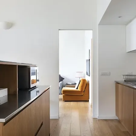 Charming 3-bed In Apartment *