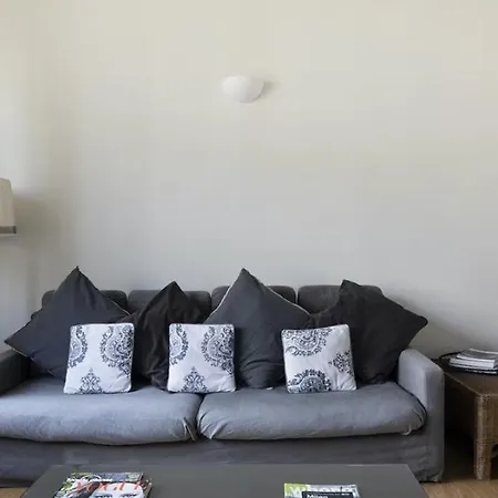 Charming 3-bed In Apartment Milan